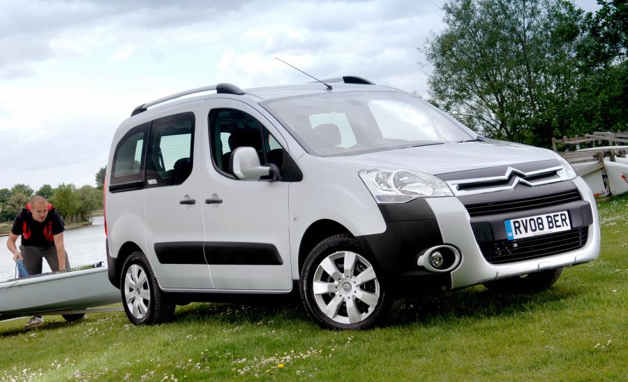  Citroen Berlingo Multispace 2008 года  (UK) (фото 9 из 15)